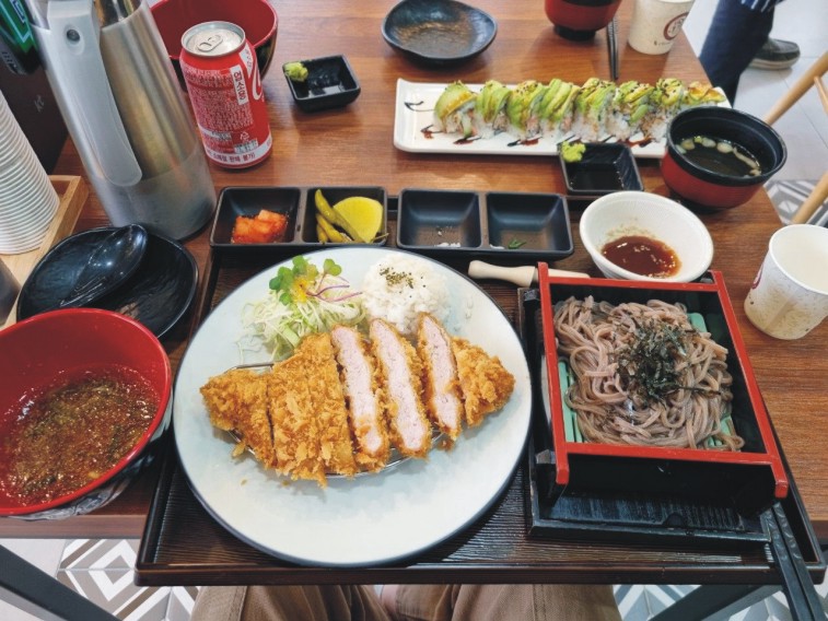 군산 신수담 캘리포니아롤 맛있는곳~