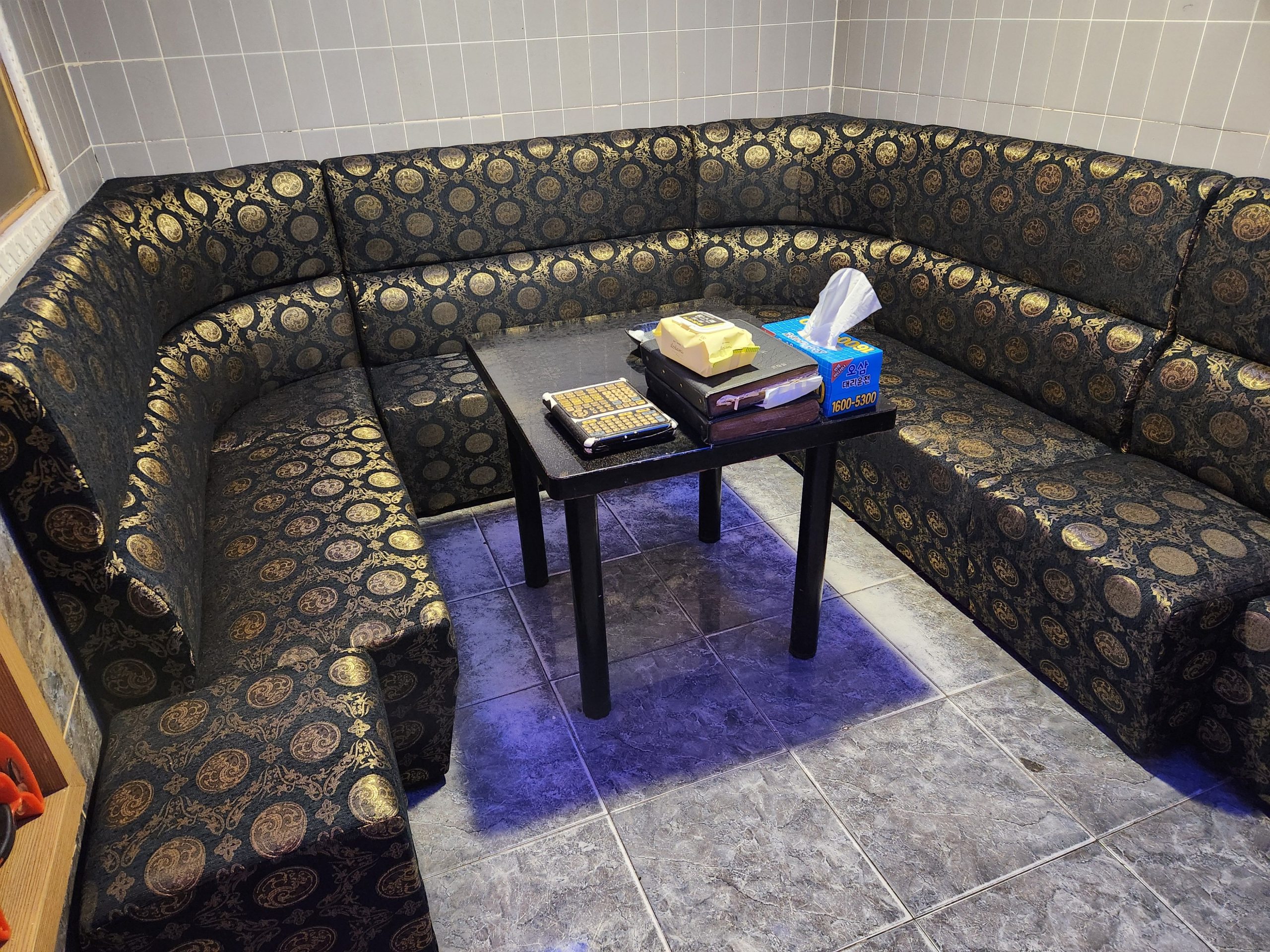 인천 노래방 쇼파수리 및 쇼파천갈이