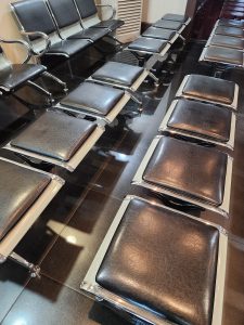 인천안과대기실의자천갈이작업