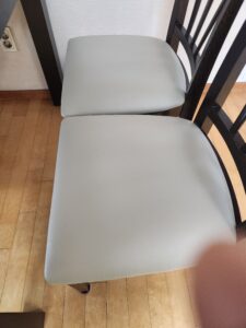 `병원대기의자수선`, `대기실의자천갈이`, `업소의자천갈이`, `관공서의자수선`, `장의자천갈이작업`,가정용의자천갈이작업, 가정용식탁의자천갈이작업